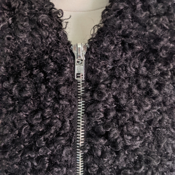 (Forever 21) NWT Black Teddy Furry Zip Jacket - Picture 9 of 14